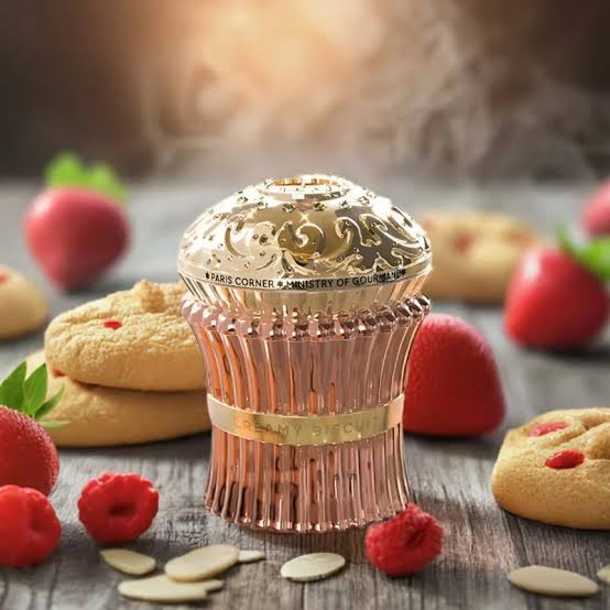 Creamy Biscuit by Paris Corner